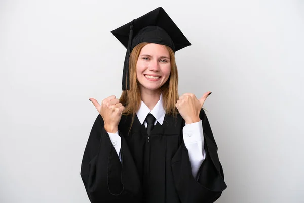 Joven Graduada Universitaria Inglesa Aislada Sobre Fondo Blanco Con Pulgares — Foto de Stock