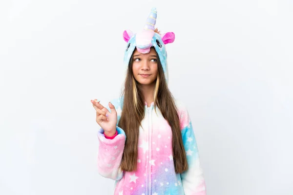 Niña Caucásica Usando Pijama Unicornio Aislado Sobre Fondo Blanco Con —  Fotos de Stock