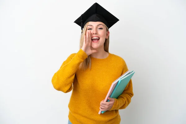 Giovane Studente Donna Caucasica Isolato Sfondo Bianco Gridando Con Bocca — Foto Stock