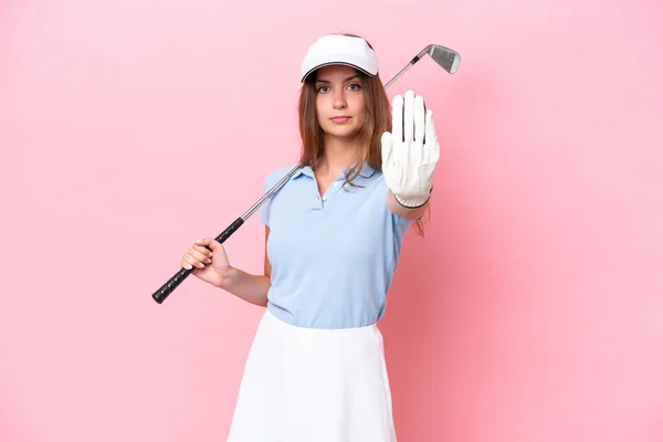 Mladý Golfista Hráč Muž Izolované Růžovém Pozadí Dělat Stop Gesto — Stock fotografie