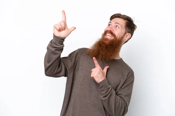 Рыжий Человек Бородой Изолированы Белом Фоне Указывая Указательным Пальцем Отличная — стоковое фото