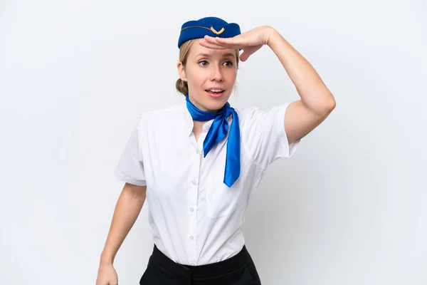 Flugzeug Blonde Stewardess Frau Isoliert Auf Weißem Hintergrund Blick Weit — Stockfoto