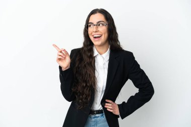 Young business woman isolated on white background intending to realizes the solution while lifting a finger up