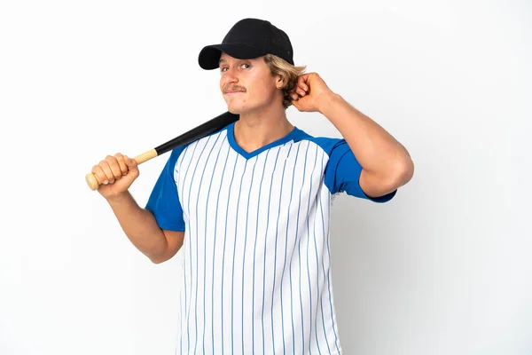 Mladý Blondýnka Muž Hraje Baseball Izolované Bílém Pozadí Pochybnostmi — Stock fotografie