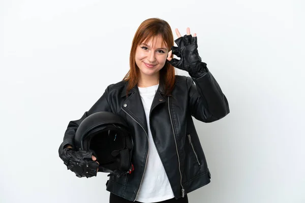 Roodharige Meisje Met Een Motorfiets Helm Geïsoleerd Witte Achtergrond Tonen — Stockfoto