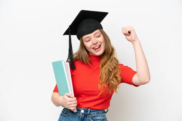 Jovem Universitária Graduada Mulher Isolada Fundo Branco Comemorando Uma Vitória — Fotografia de Stock