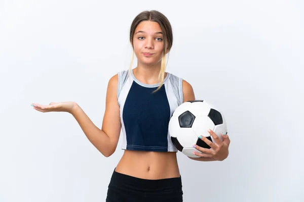 Kleines Kaukasisches Mädchen Spielt Fußball Isoliert Auf Weißem Hintergrund Und — Stockfoto