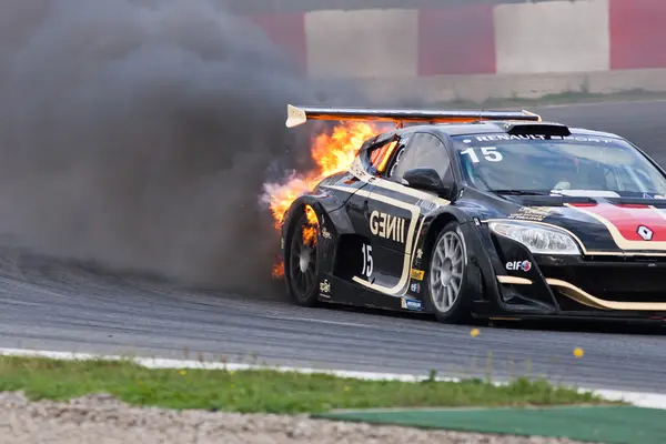 EUROCUP MEGANE TROPHY. Burning car — Stock Photo, Image