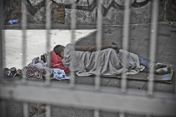 Κοιμούνται στο δρόμο — Φωτογραφία Αρχείου