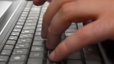 Süper 35 mm kamera - tipik bir dizüstü klavye