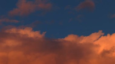 temiz ve güzel bulutlar zaman atlamalı