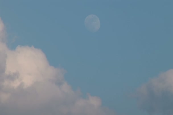 Nuvens limpas e bonitas lapso de tempo — Vídeo de Stock