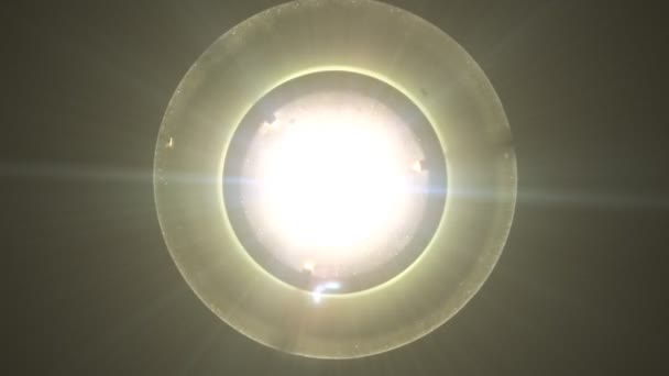 Montage de lumière effrayant et scintillant 