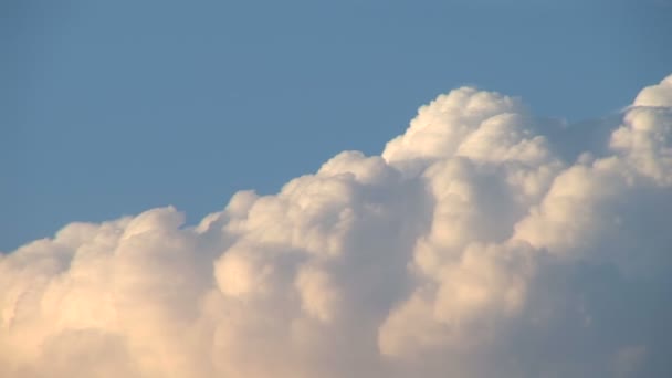 Ren och vacker moln tidsinställd — Stockvideo