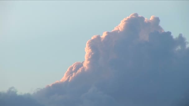 Καθαρές και όμορφες σύννεφα χρονική — 图库视频影像