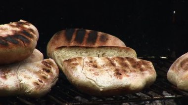 Barbekü Izgara yerli ekmek kapma