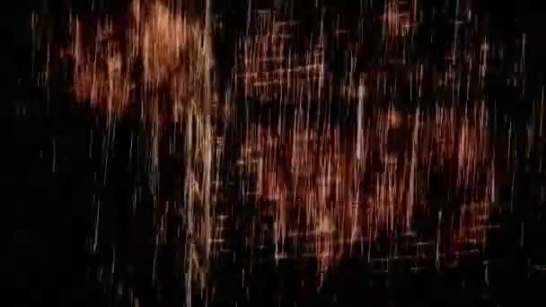 Regen in der Stadt - absichtlich dunkel eingestuft — Stockvideo