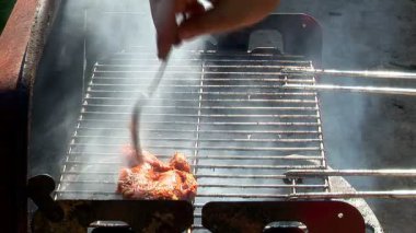 Barbekü, açık havada, yakın çekim yemek