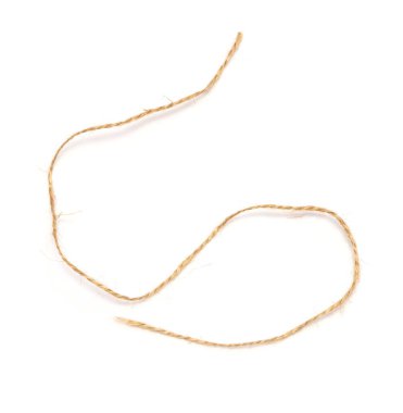 Beyaz arka planda sicim. Paketleme için iplik. İzole et.