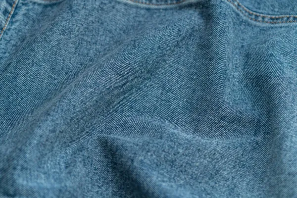 Förstörda Sönderrivna Jeansblå Textur Rippad Jeansblå Duk Bakgrund — Stockfoto
