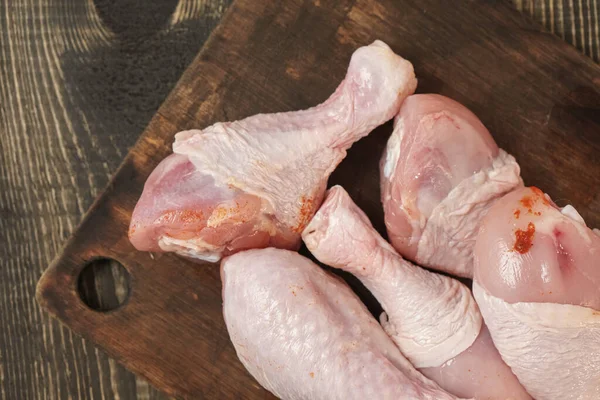 Chicken Thighs Wooden Table Raw Chicken Meat — Stock Photo, Image