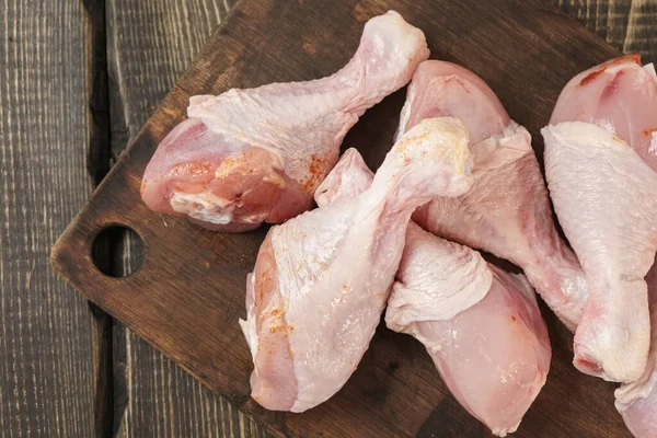 Chicken Thighs Wooden Table Raw Chicken Meat — Stock Photo, Image