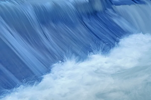 青い水、運動 — ストック写真