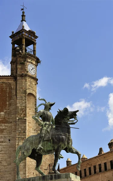 Equestrian statue of Francisco Pizarro (Trujillo, Extremadura, S — Stock Photo, Image