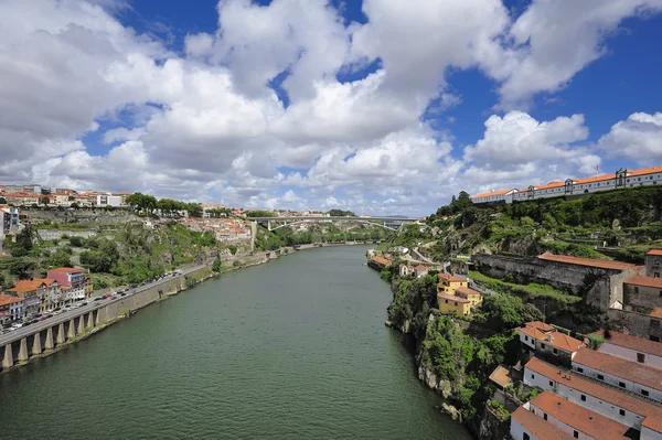 Utsikt över Porto från överbrygga de Luis jag (Portugal) — Stockfoto