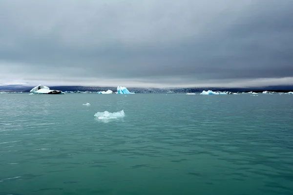 Glaciärlagunen glacier lake, Island — Stockfoto