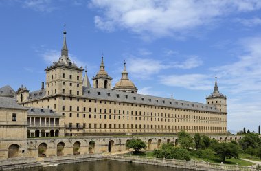 Manastır ve royal residence San Lorenzo de El Escorial (İspanya)