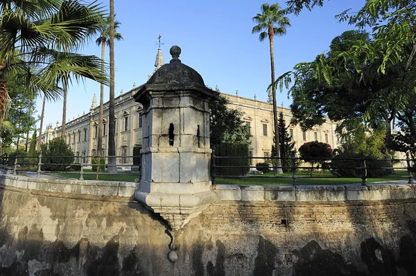 Edificio principal de la Univercidad de Sevilla (antigua fábrica de tobac — Foto de Stock