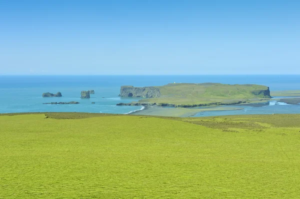 Vista da costa sul em Dyrholaey, Islândia — Fotografia de Stock