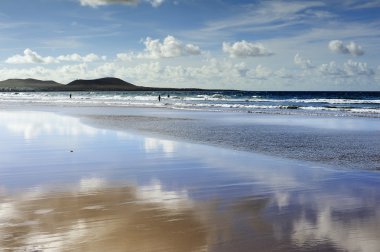 yansıma famara Beach, lanzarote, Kanarya Adaları, İspanya