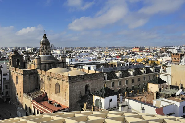 Sevilla desde Espacio Metropol Parasol, plaza La Encarnacion — Foto de Stock