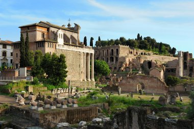 forum-Trajan, Roma kalıntıları