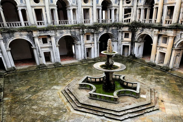 O claustro renascentista de João III, Tomar, Portugal — Fotografia de Stock