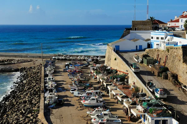 Ericeira přístav na pobřeží Portugalska — Stock fotografie