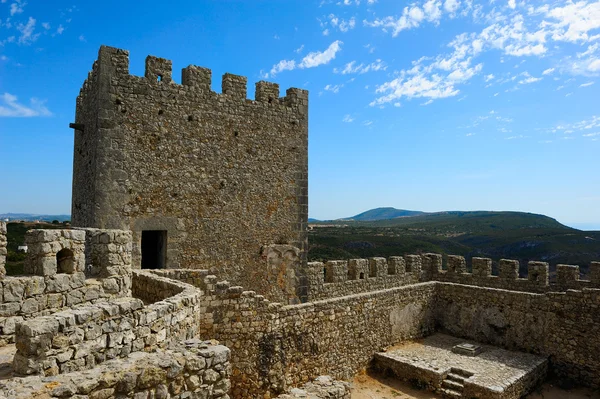 Castillo medieval Castelo dos Mouros, Sesimbra, Portugal —  Fotos de Stock
