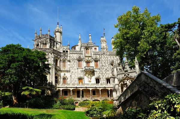 Päärakennuksen julkisivu, Quinta da Regaleira — kuvapankkivalokuva