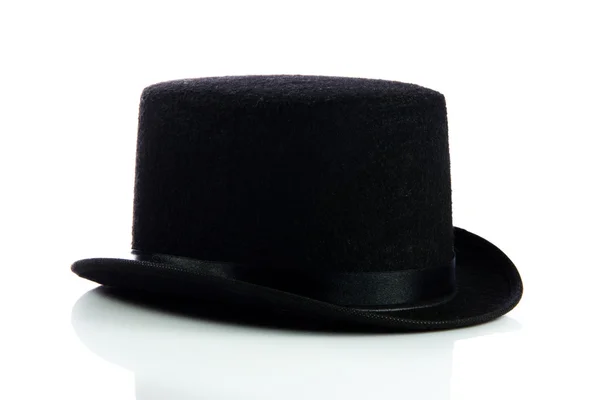 Siyah şapka beyaz arkaplanda izole edildi — Stok fotoğraf