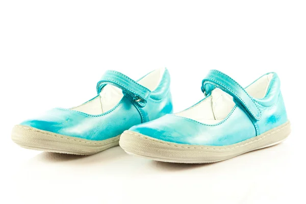 Zapatos de niña aislados sobre fondo blanco —  Fotos de Stock