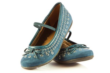 Beyaz arka plan üzerinde izole kız ayakkabıları