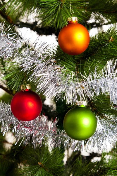 Decoraciones del árbol de Navidad — Foto de Stock