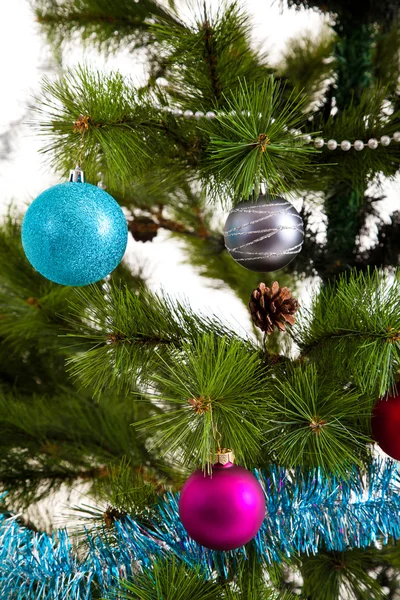 Decoraciones del árbol de Navidad — Foto de Stock