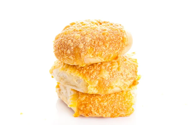 Rolo de pão de queijo isolado no fundo branco — Fotografia de Stock