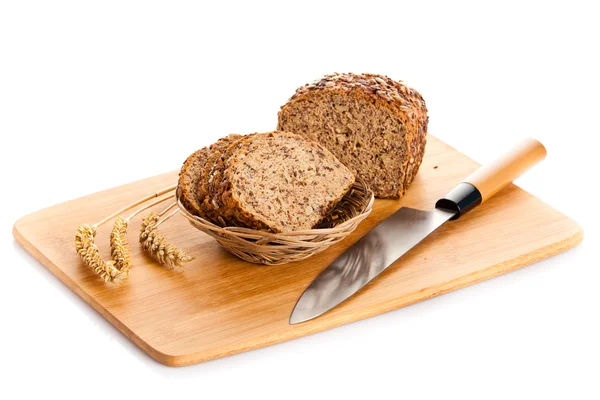 Biobread de semente marrom isolado no fundo branco — Fotografia de Stock