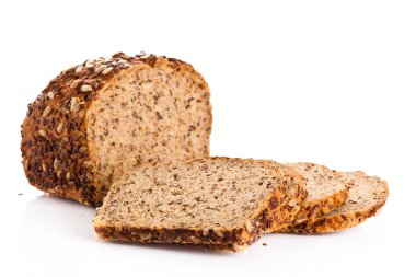 Beyaz arka plan üzerinde izole kahverengi tohum biobread