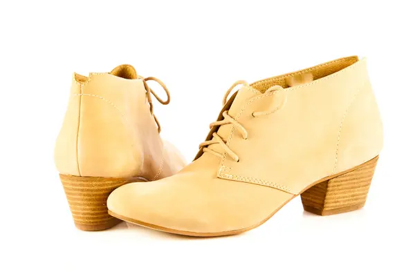 Ženské boty izolovaných na bílém pozadí — Stock fotografie