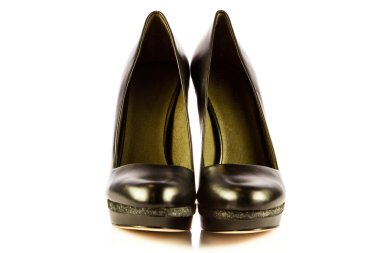 yüksek topuk ayakkabı kadınlar beyaz zemin üzerine